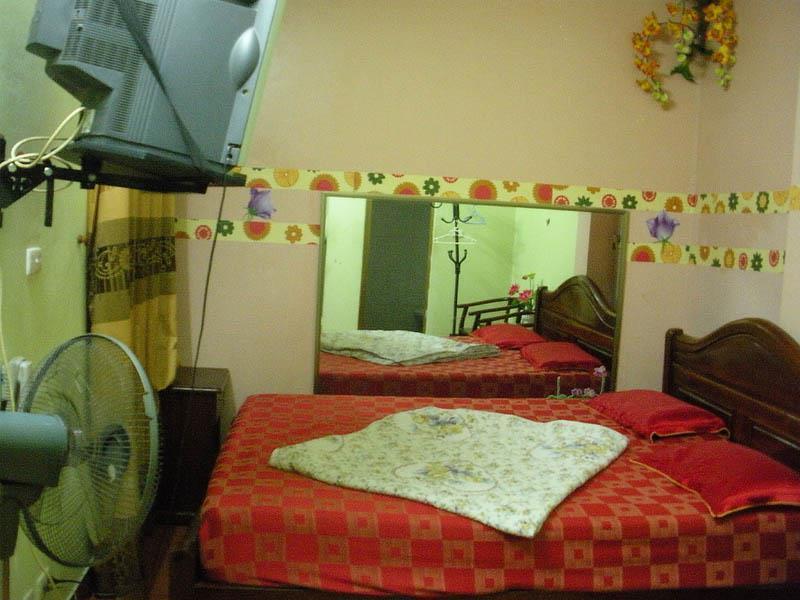 Huong Sen Hotel 2 Hanoi Bagian luar foto