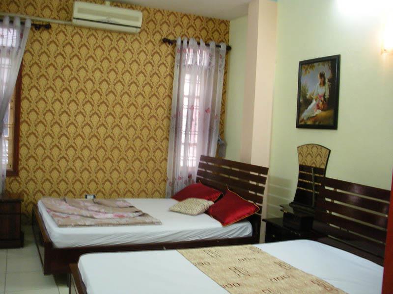 Huong Sen Hotel 2 Hanoi Bagian luar foto